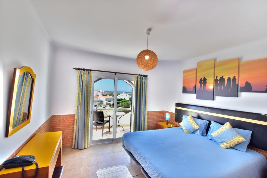 Tonel Apartamentos Turisticos Sagres Exterior photo